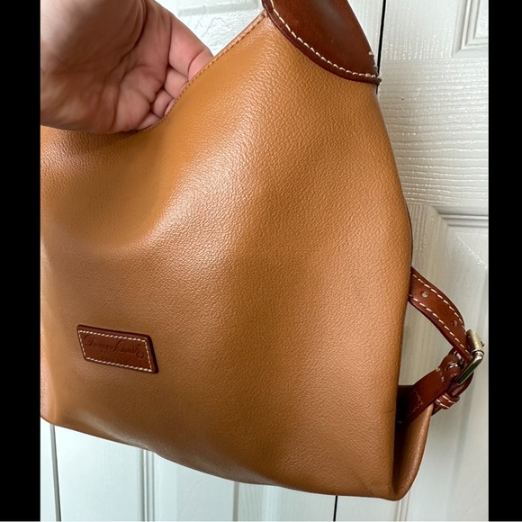 DOONEY & BOURKE Medium Sac Hobo Purse Shoulder Hand Bag Cognac Tan Brown Leather - Picture 3 of 16